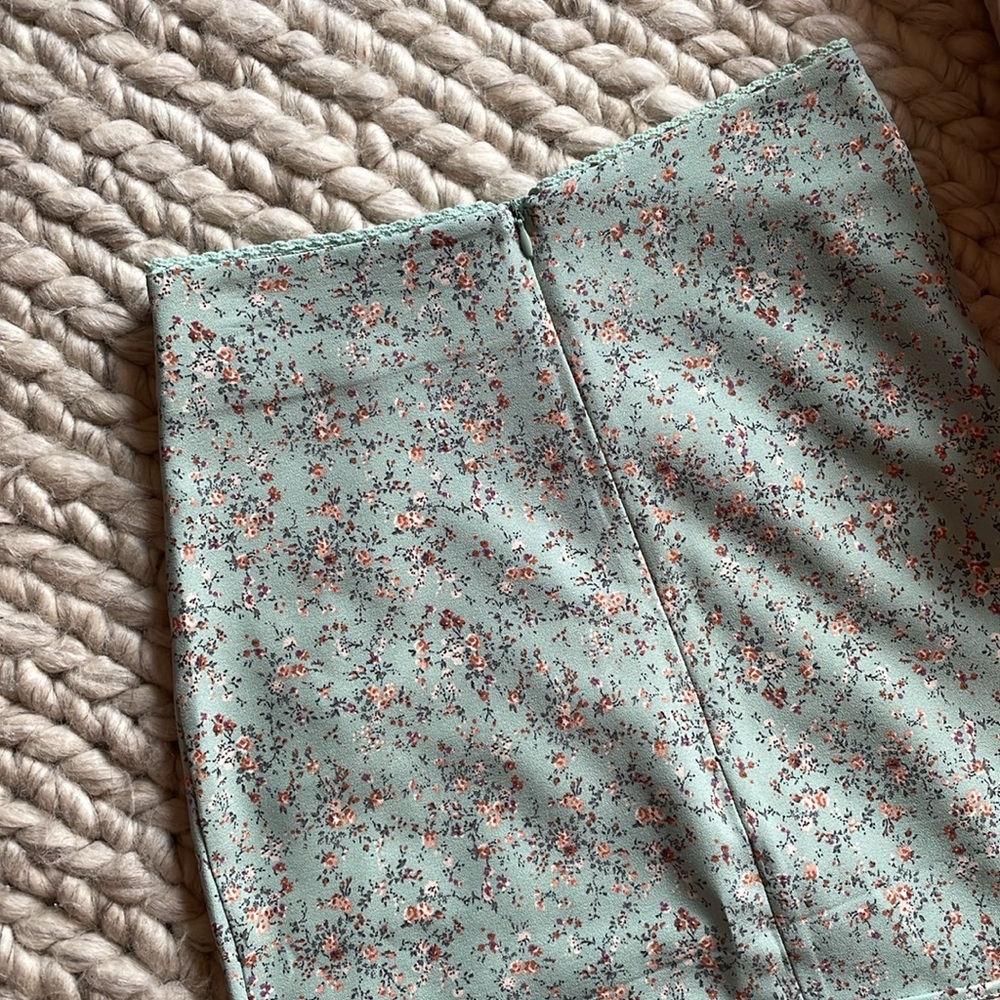 Brandy Melville skirt